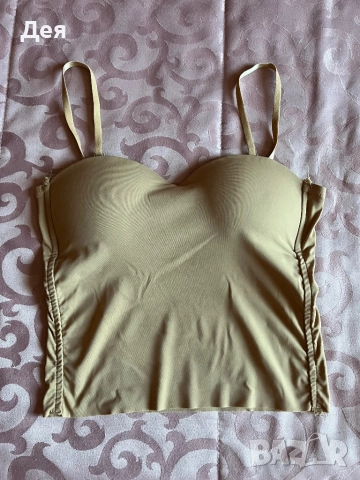 Топ с подплънки 