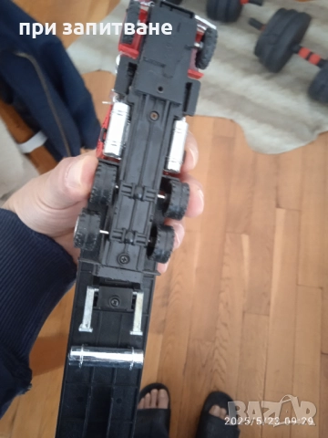 Старо Maisto, американски камион, 1/43- 1/50, снимка 4 - Колекции - 51764397