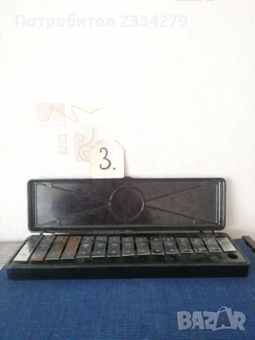 Стари детски музикални инструменти, чинели, дайре, акордеон. , снимка 9 - Антикварни и старинни предмети - 49777852