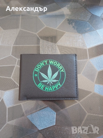 Мъжки портфейл, снимка 8 - Портфейли, портмонета - 52772752