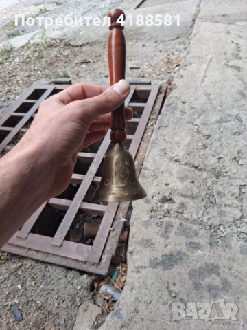 Винтидж камбанка , снимка 2 - Антикварни и старинни предмети - 51983064