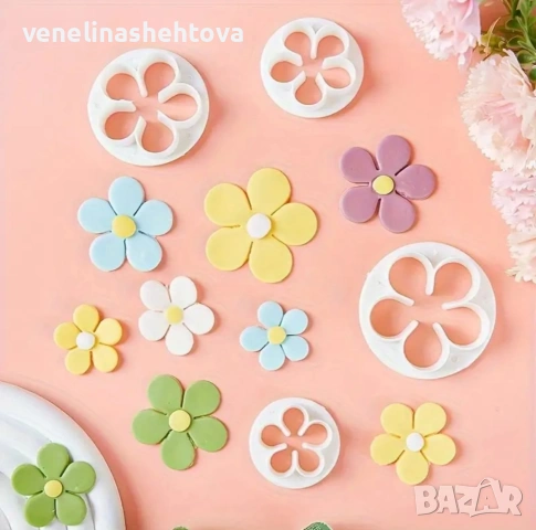 4 броя цветя пластмасови резци резец тесто бисквитки фондан декорация торта 