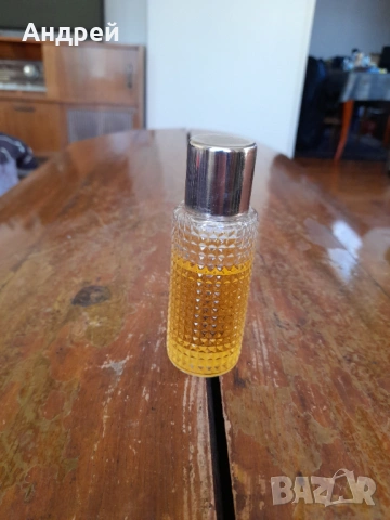 Стар одеколон Дипломат, снимка 3 - Други ценни предмети - 53786463