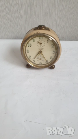 Будилник JUNGHANS TRIVOX 60те години