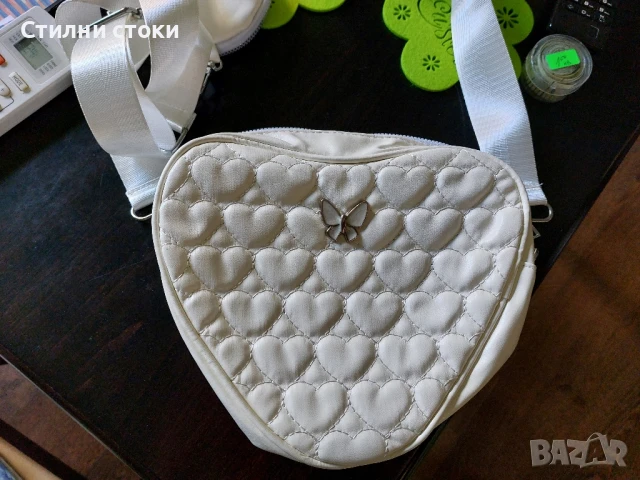 Дамска чанта сърце