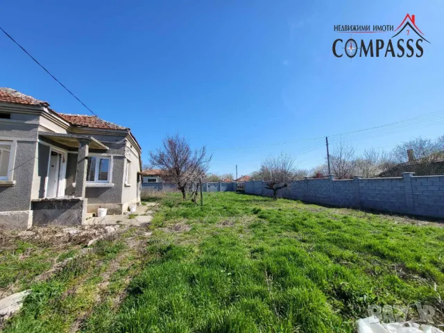 с. Кардам, обл. Добрич, Две къщи с двор – 65000лева!, снимка 4 - Къщи - 49645242