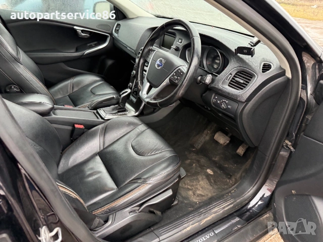 На части Volvo v40 Cross Country 1.6d auto 2014 година, снимка 7 - Автомобили и джипове - 53214747
