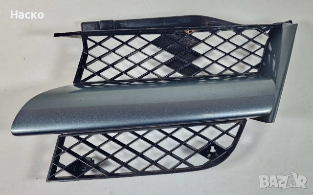 Лява Маска Решетка Mitsubishi Outlander Митсубиши Аутлендър 2001-2006 MR971687