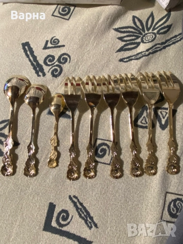 Позлатени прибори Rostfrei, снимка 2 - Прибори за хранене, готвене и сервиране - 52013903