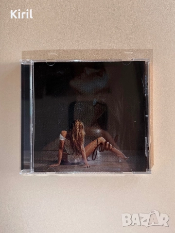 Tate McRae - So Close To What CD диск и картичка с автограф, снимка 2 - CD дискове - 51722494