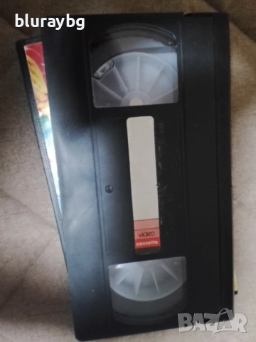 Robin Hood vhs/ Робин Худ видеокасета, снимка 3 - Анимации - 53235908