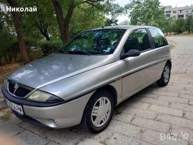 Lancia ypsilon 
