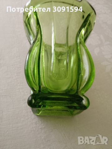  Ваза Арт Деко зелено стъкло - 1920-1930г, снимка 9 - Други ценни предмети - 45401866