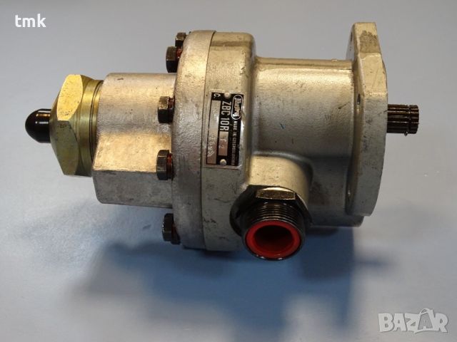 Хидравлична помпа Jihostroj ZBC 10RТ2 gear pump, снимка 2 - Резервни части за машини - 45727674