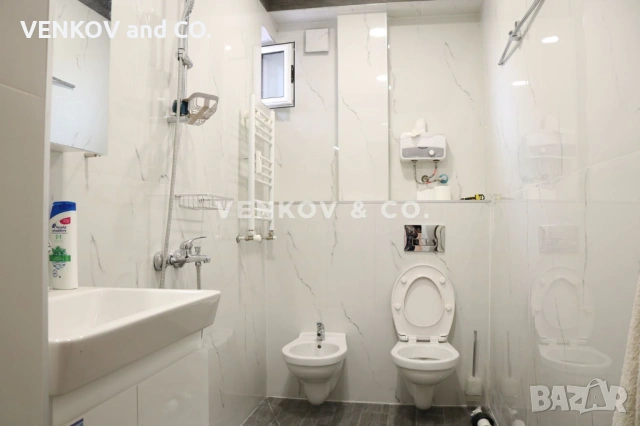 СЛЕД ОСНОВЕН РЕМОНТ! ИЗЦЯЛО САНИРАН! ЮЖНО ИЗЛОЖЕНИЕ! ГОТОВ ЗА ЖИВЕЕНЕ!, снимка 12 - Апартаменти - 53247399