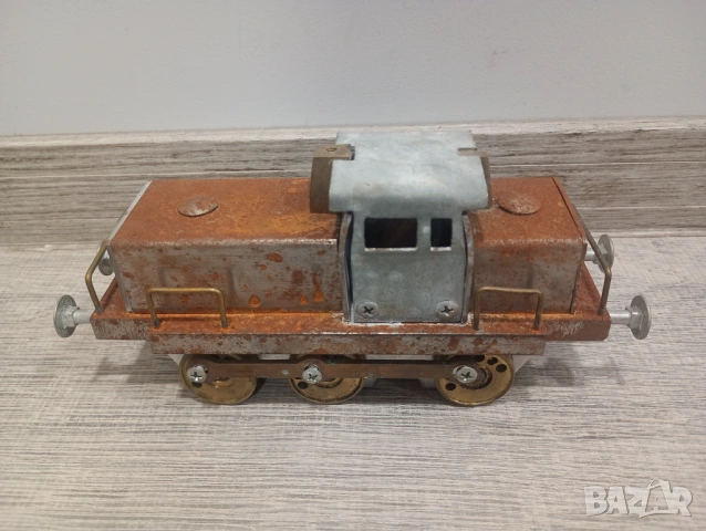 Ръчно изработен Локомотив приблизително 2,5 кг