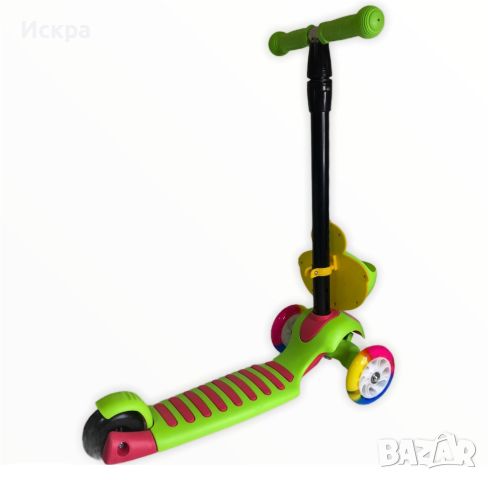 Детски скутер с LED светещи колела, снимка 4 - Скутери и тротинетки - 45583102