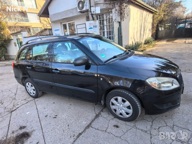 Шкода Фабия 1.2 бензин / Skoda Fabia 1.2 tsi, снимка 3 - Автомобили и джипове - 53093052