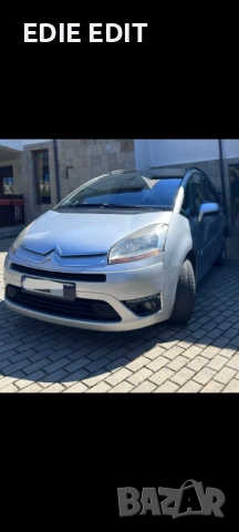 Citroen grand C4 Picasso Avtomatik 2.0dizel обслужен много запазен без никакви ръжди , снимка 3 - Автомобили и джипове - 54110603