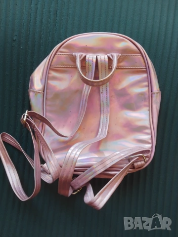 L.O.L.  детска раница за момиче, снимка 2 - Кенгура и ранички - 53663677