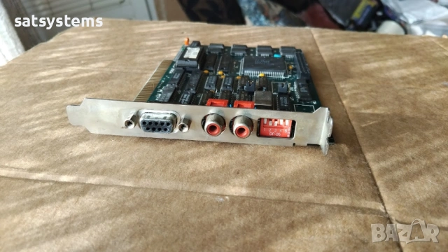 Ретро видео карта PC Chips G3101 (Paradise PEGA 1A ) 256KB 8-bit ISA, снимка 2 - Видеокарти - 54009711