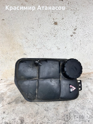 2115000049. Разширителен съд за Мерцедес Е-класа W211. Бензин 3.5