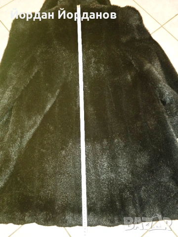 Продавам дамско черно палто от екокожа с косъм, снимка 3 - Палта, манта - 53124762