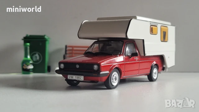 Volkswagen Camper Caddy Typ 14 D 1982 - мащаб 1:43 на Deagostini моделът е нов в PVC дисплей-кейс, снимка 1