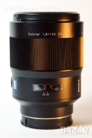 Sony Carl Zeiss 1.8/135, снимка 1