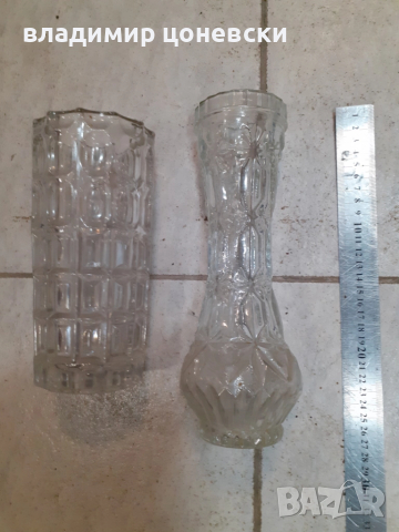 Две стари стъклени вази, ваза, кана, снимка 2 - Колекции - 35681790