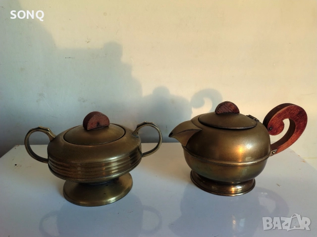 Страхотни Стари Посребрени Съдове