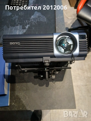 Употребяван проектор Benq, снимка 3 - Плейъри, домашно кино, прожектори - 53085153