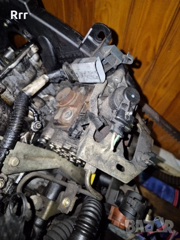 Двигател 1.6 Hdi 110кс.и нафтова помпа., снимка 5 - Части - 52285921