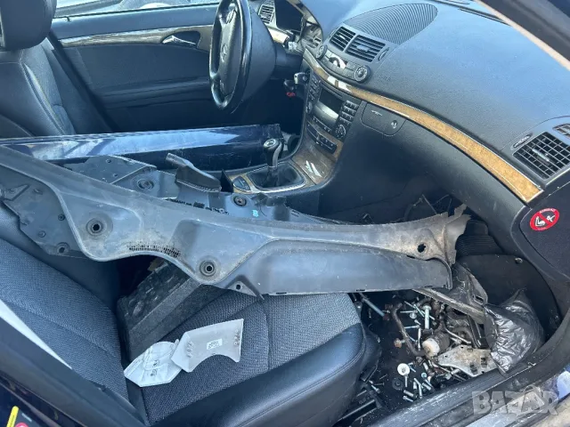 мерцедес е класа интериор w211 салон на части кожен 