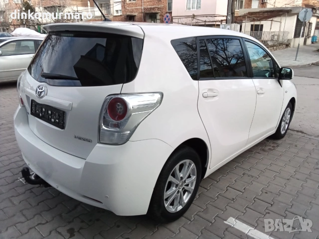 Toyota Verso 2.0D4D-126kc. Панорама, снимка 8 - Автомобили и джипове - 53047326