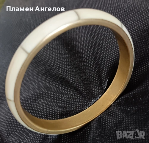 Дамска гривна от костен рог и месинг, снимка 3 - Гривни - 50937884