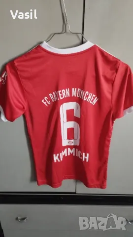Тениска Байерн Мюнхен, снимка 2 - Фен артикули - 46864035