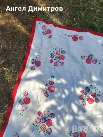 Голяма покривка бродерия , снимка 5 - Антикварни и старинни предмети - 50811513