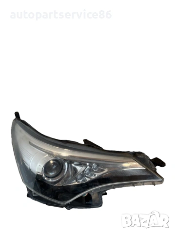 Преден десен халогенен фар за Toyota Avensis T27, оригинален (OEM), 1.6 D4D, 2016 г.