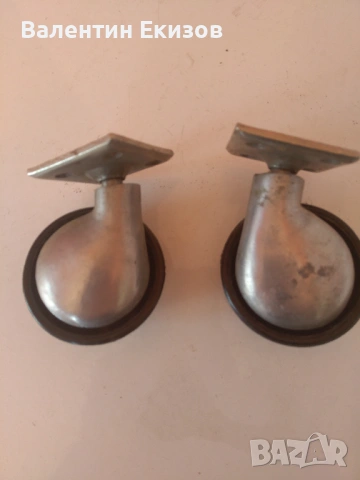 Колелца за фотьойл-диван