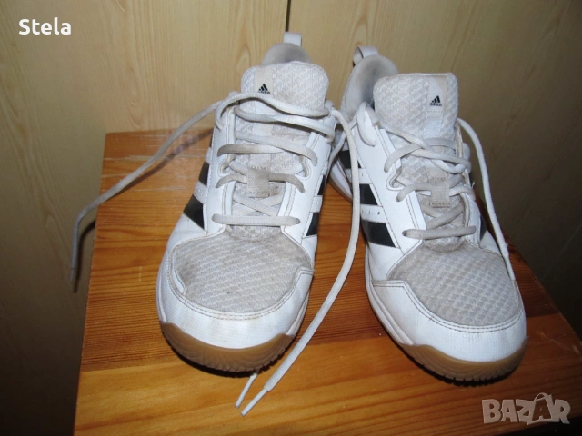 маратонки ADIDAS номер 39  и  1/3