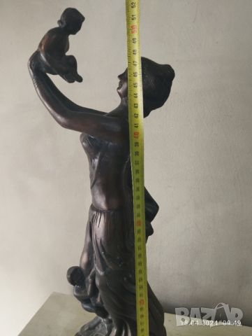 Стара бронзова статуетка, снимка 4 - Други ценни предмети - 45349931