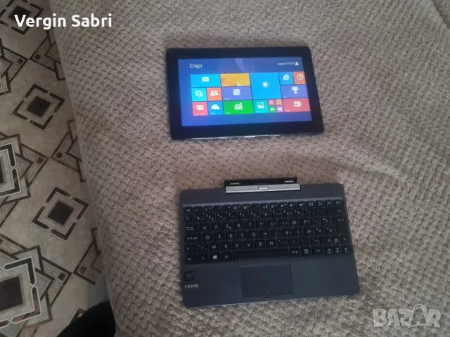 Asus лаптоп-таблет 10-инчов , снимка 2 - Лаптопи за дома - 49791086