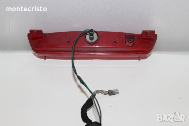 Трети стоп Toyota Previa (2000-2006г.) трети стоп заден капак Тойота Превиа, снимка 4 - Части - 51848615