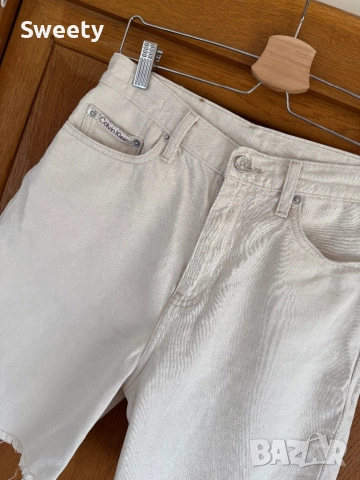 Calvin Klein Jeans бежови бермуди с лен, снимка 2 - Къси панталони и бермуди - 52321910