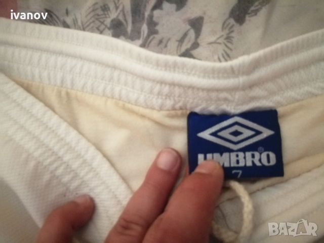 Umbro къси панталони , снимка 3 - Къси панталони - 45891737