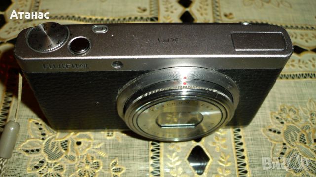 Фотоапарат FUJIFILM XF1 / повреден обектив /, снимка 2 - Фотоапарати - 45525734