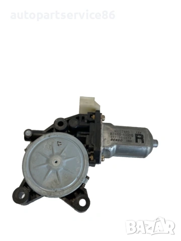 Мотор за преден десен прозорец за KIA Carnival 2.9 CRDi (2006–2012) 82460-4D000