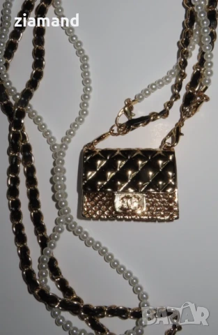 Малка чантичка аксесоар златиста