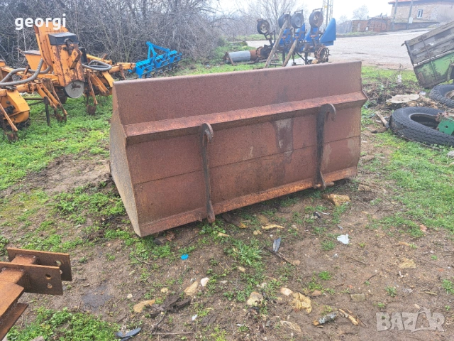 Телескопичен товарач JCB 520/4, снимка 11 - Индустриална техника - 53400095